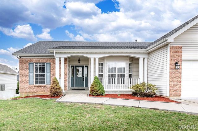 1218 Raintree Pass, O'fallon, MO 63366