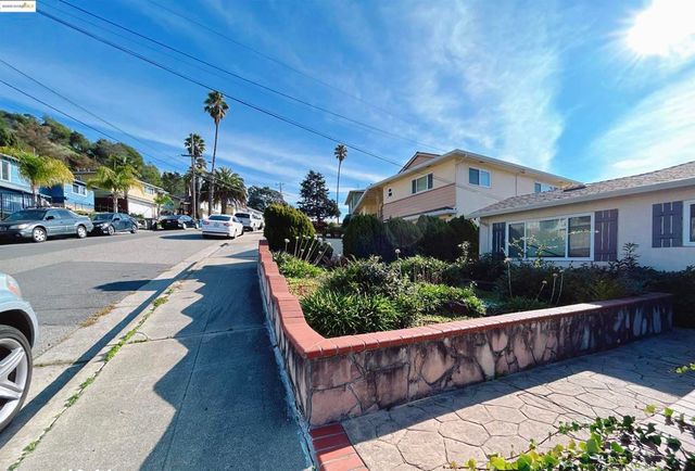 8415 Aster Ave., Oakland, CA 94605