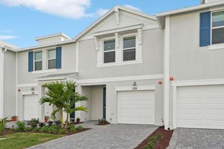 578 Salisbury Circle, Fort Pierce, FL 34982