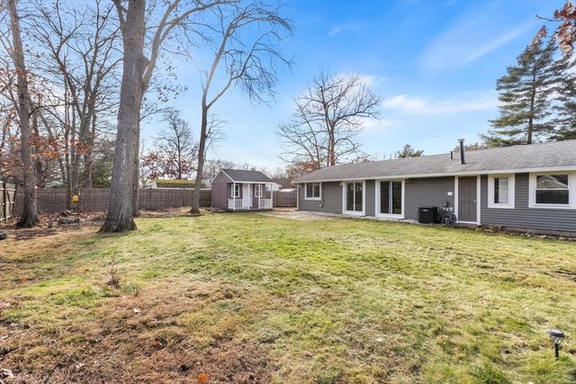 229 Sinclair Rd, Brockton, MA 02302