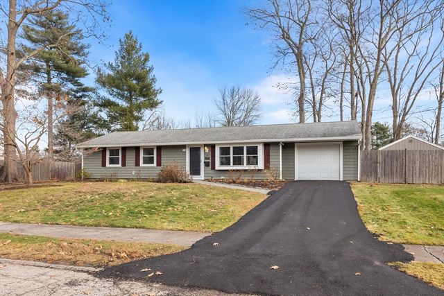 229 Sinclair Rd, Brockton, MA 02302