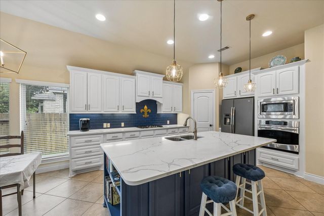 10223 Radcliff Lake Drive, Katy, TX 77494