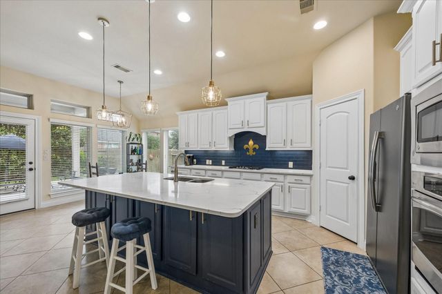 10223 Radcliff Lake Drive, Katy, TX 77494