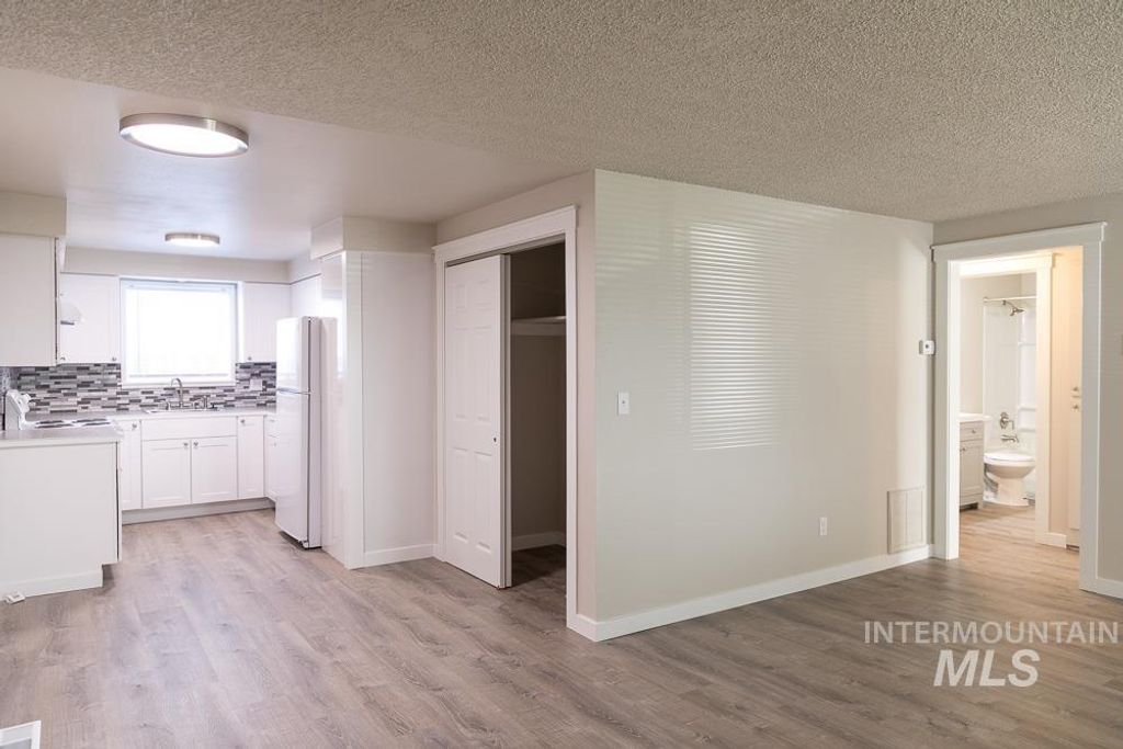 1133 Fortner #2, Ontario, OR 97914 photo 2