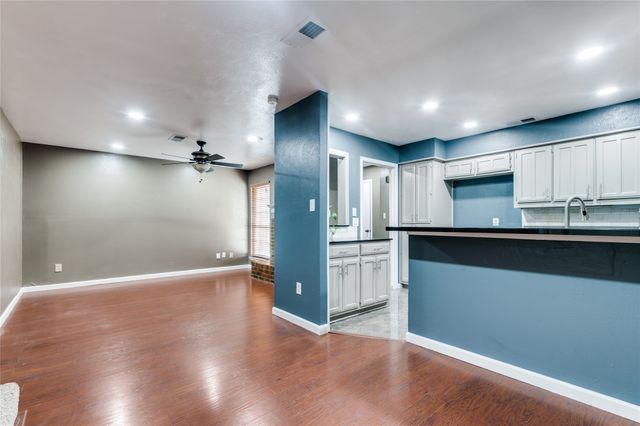 3021 Allister Street, Dallas, TX 75229