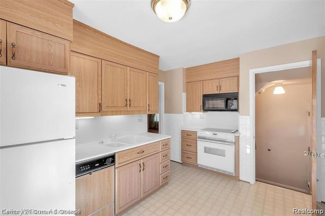 18535 Audette Street, Dearborn, MI 48124