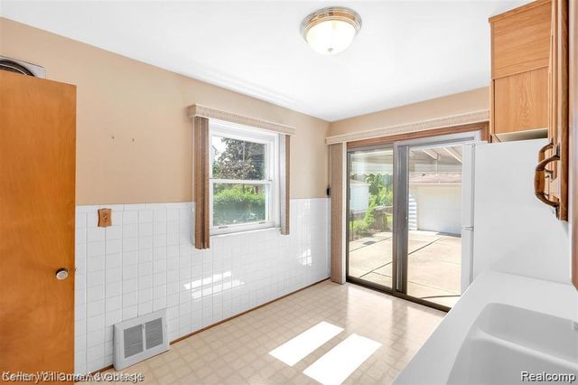 18535 Audette Street, Dearborn, MI 48124