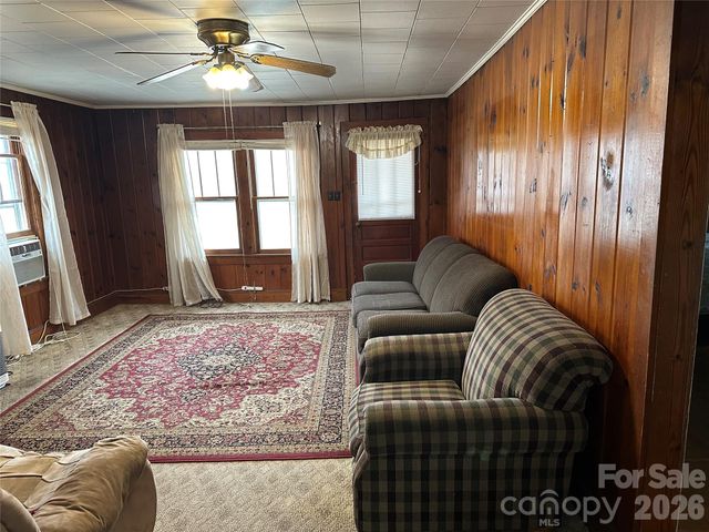 4954,4956 Crawley Dale Street, Morganton, NC 28655