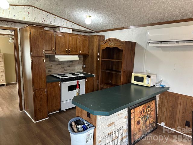 4954,4956 Crawley Dale Street, Morganton, NC 28655