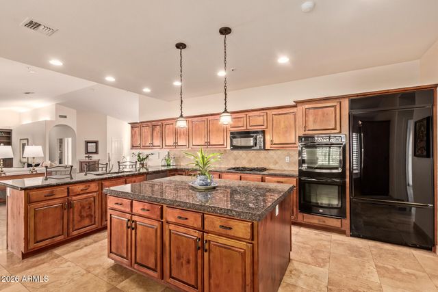 10290 E DESERT COVE Avenue, Scottsdale, AZ 85260