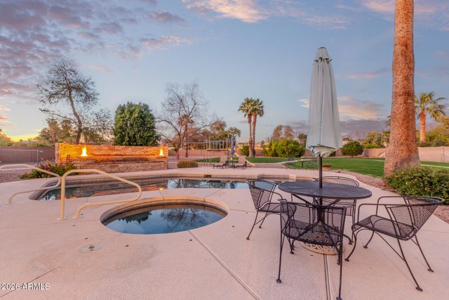 10290 E DESERT COVE Avenue, Scottsdale, AZ 85260