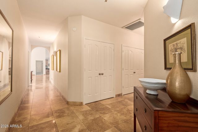 10290 E DESERT COVE Avenue, Scottsdale, AZ 85260