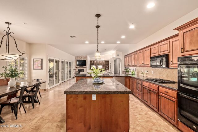 10290 E DESERT COVE Avenue, Scottsdale, AZ 85260