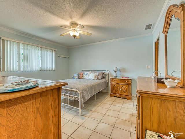 469 Bentley Drive, Monroe, MI 48162