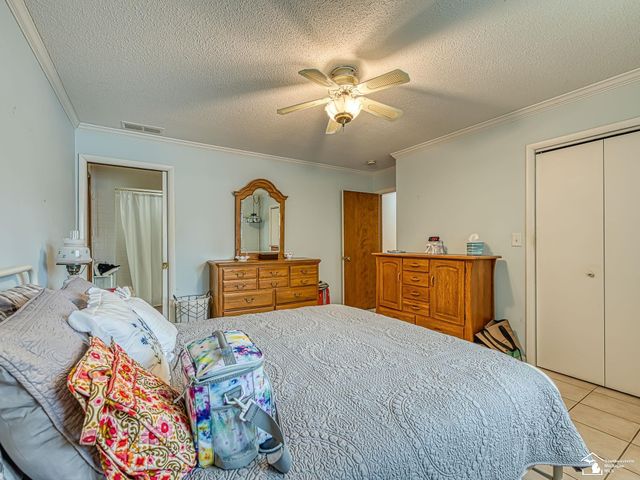 469 Bentley Drive, Monroe, MI 48162