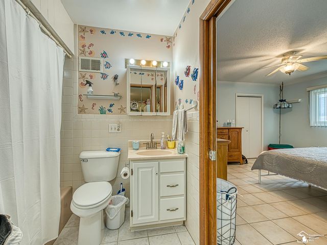 469 Bentley Drive, Monroe, MI 48162