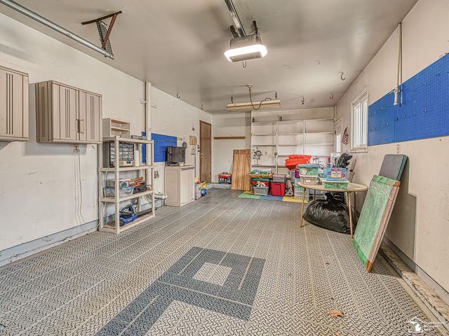 469 Bentley Drive, Monroe, MI 48162