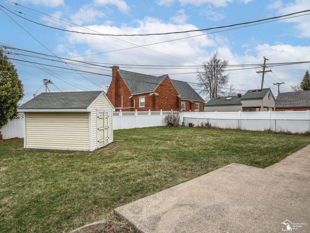 469 Bentley Drive, Monroe, MI 48162