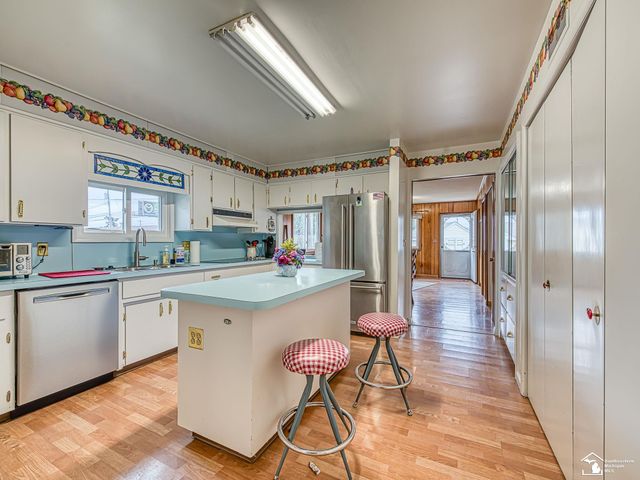 469 Bentley Drive, Monroe, MI 48162