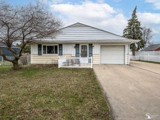 469 Bentley Drive, Monroe, MI 48162