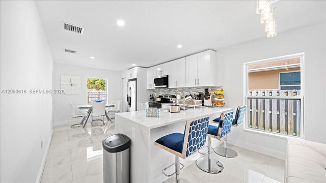 4317 Vicliff Rd, West Palm Beach, FL 33406