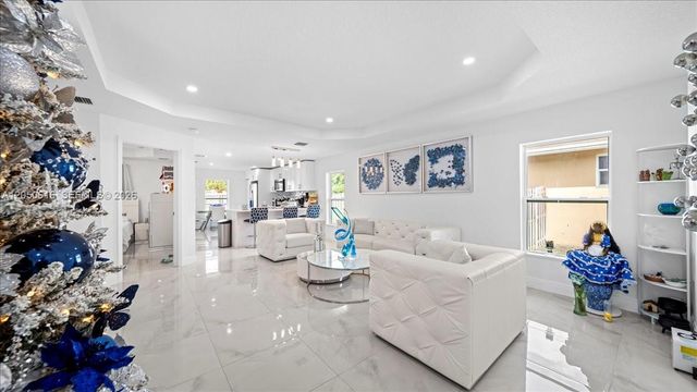4317 Vicliff Rd, West Palm Beach, FL 33406