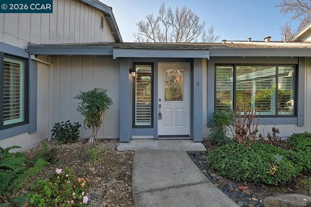 999 Terra California Dr 2, Walnut Creek, CA 94595