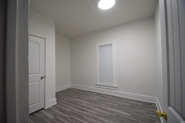 301 N LAKE ST, Syracuse, IN 46567