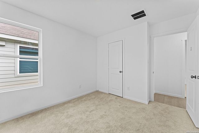 12827 Kathleen St, St Hedwig, TX 78152