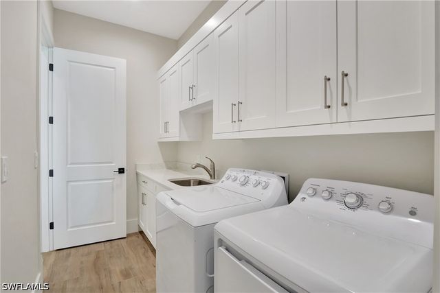 768 Amazon CT, Marco Island, FL 34145