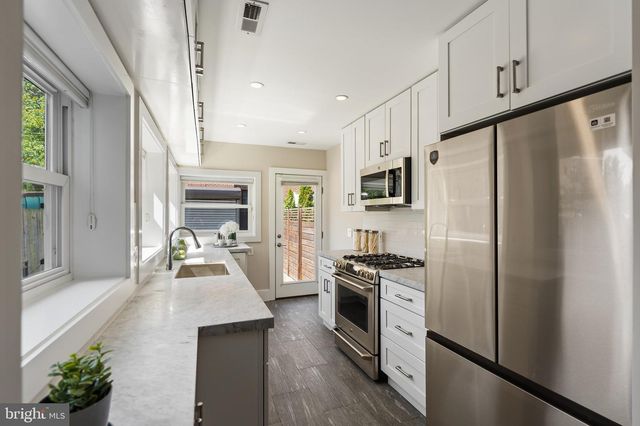 2214 FLAGLER PL NW, Washington, DC 20001