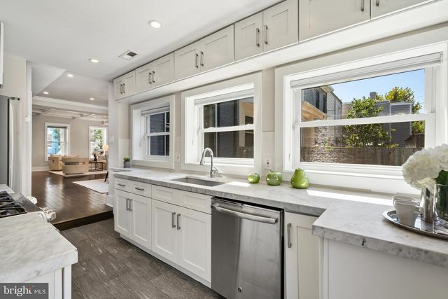 2214 FLAGLER PL NW, Washington, DC 20001