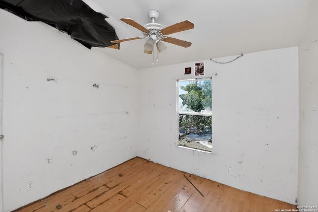 833 High Dr, Spring Branch, TX 78070