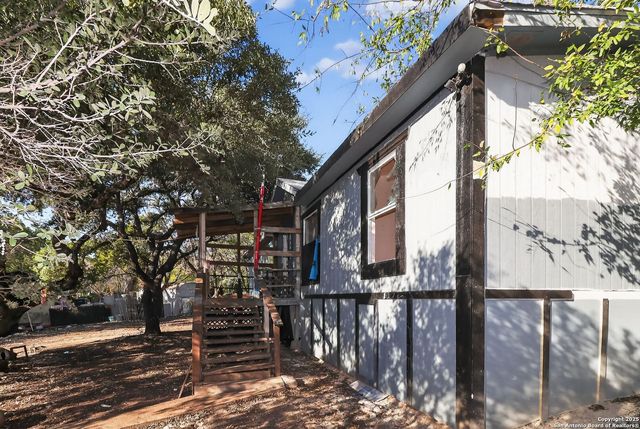 833 High Dr, Spring Branch, TX 78070