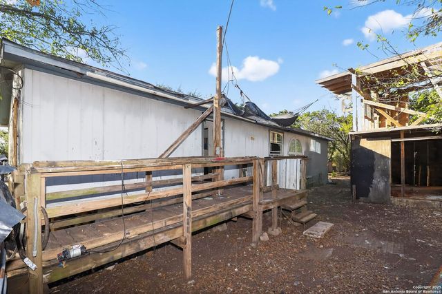 833 High Dr, Spring Branch, TX 78070