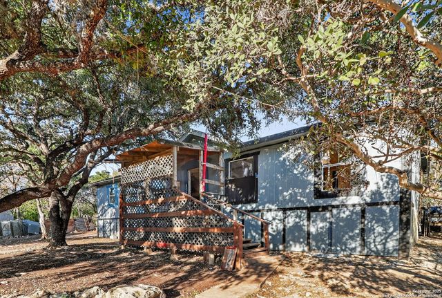 833 High Dr, Spring Branch, TX 78070