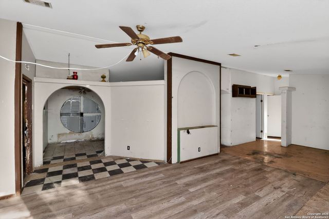 833 High Dr, Spring Branch, TX 78070