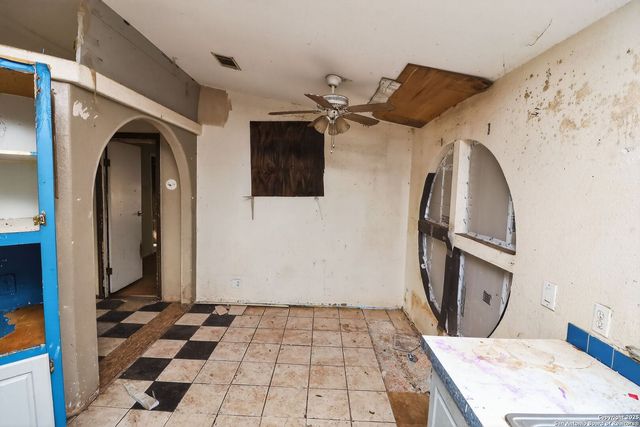 833 High Dr, Spring Branch, TX 78070