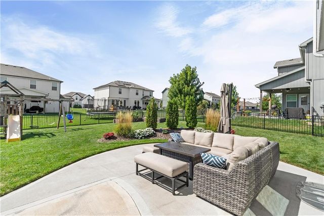2111 NE 114TH Street, Kansas City, MO 64155