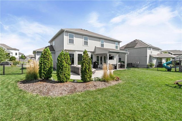 2111 NE 114TH Street, Kansas City, MO 64155