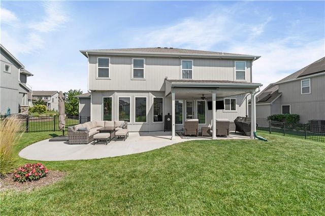 2111 NE 114TH Street, Kansas City, MO 64155