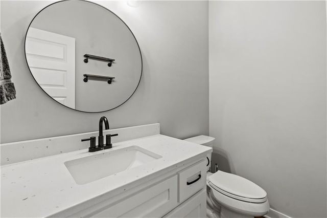 2111 NE 114TH Street, Kansas City, MO 64155