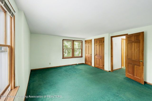 839 King Court, East Lansing, MI 48823