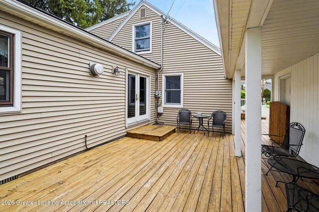 839 King Court, East Lansing, MI 48823