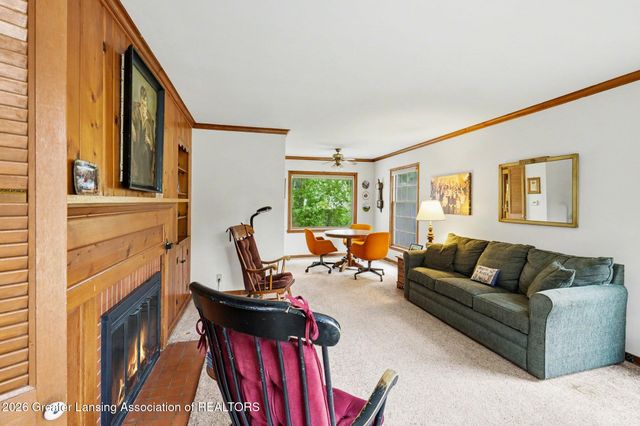 839 King Court, East Lansing, MI 48823