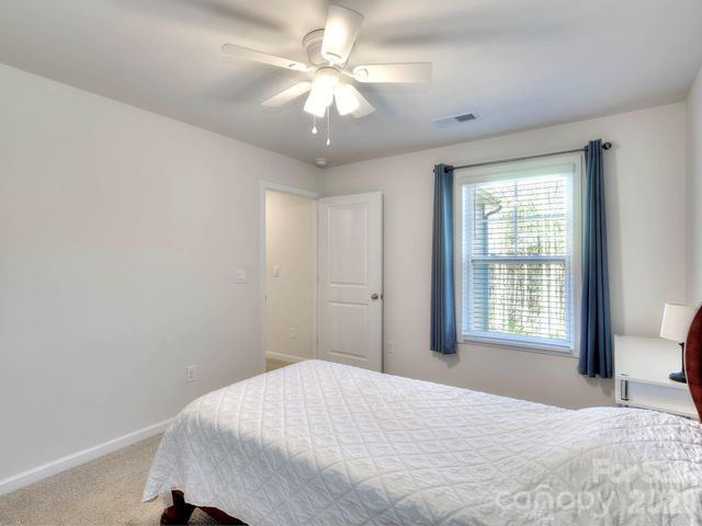 4396 Bronze Boulevard, Sherrills Ford, NC 28673