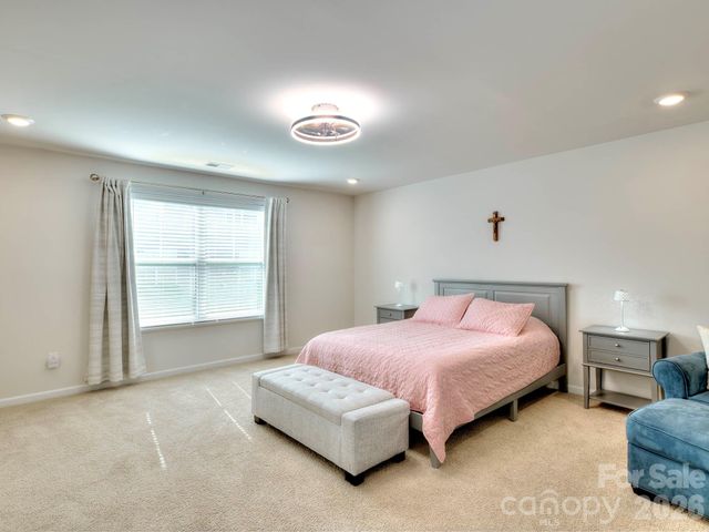 4396 Bronze Boulevard, Sherrills Ford, NC 28673