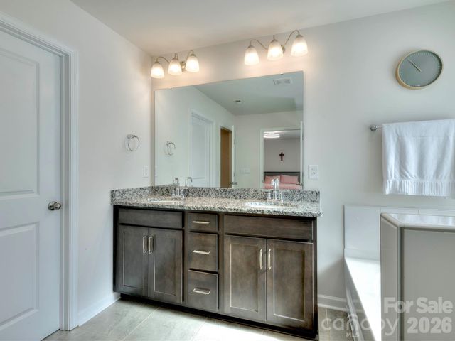 4396 Bronze Boulevard, Sherrills Ford, NC 28673