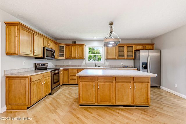 144 The Landings, Taylorsville, KY 40071