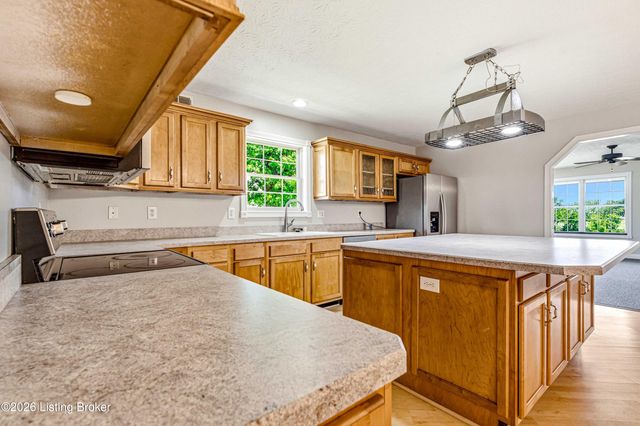 144 The Landings, Taylorsville, KY 40071